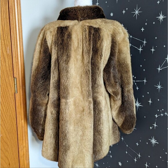 Sullivan Rollins Vintage Genuine Fur Collared Cape Style Coat Womens Size Medium - Picture 2 of 12